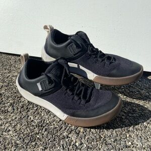 Chaco Sidetrek Black and White Athletic Shoes